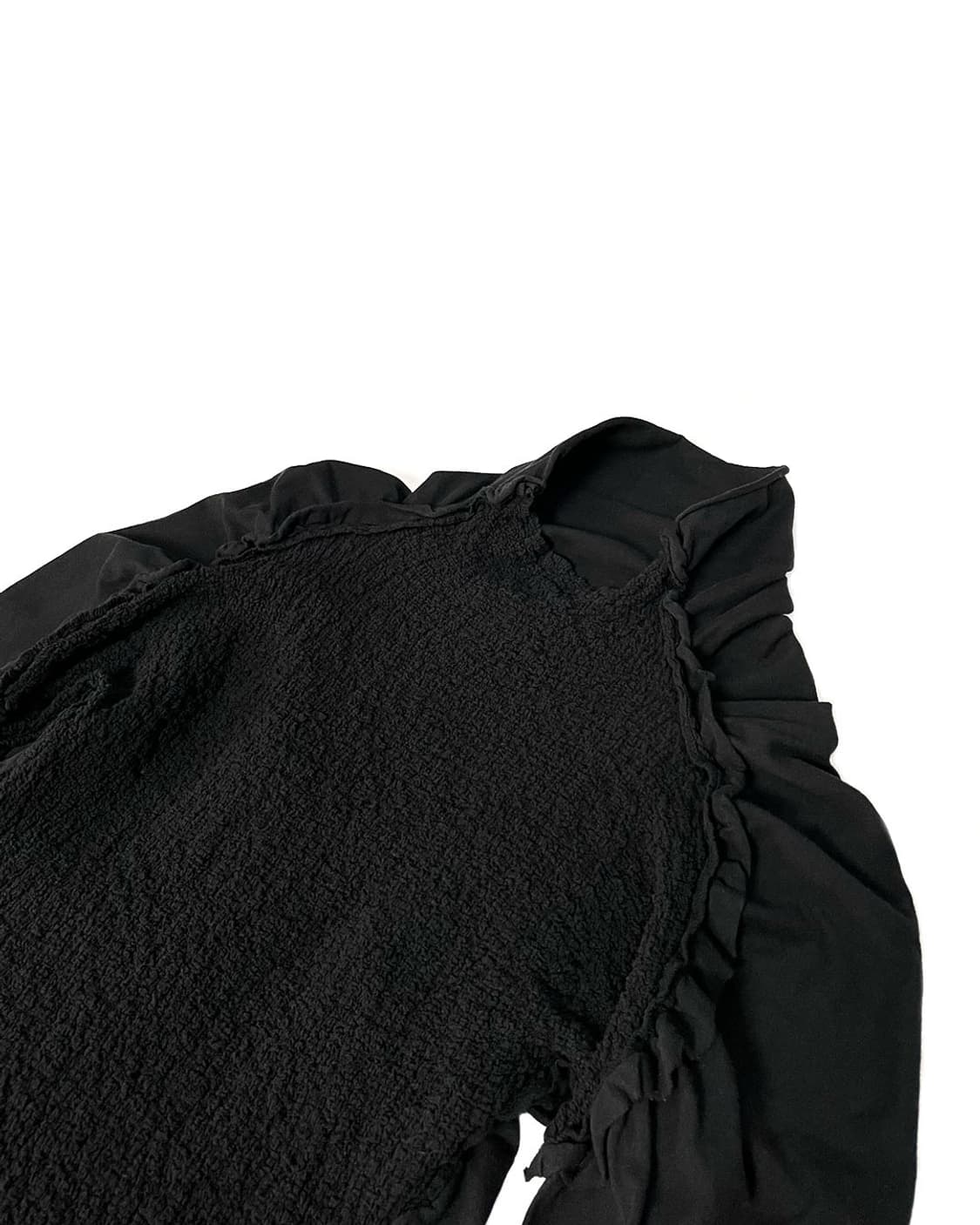 me ISSEY MIYAKE 셔링 콜리플라워 탑 상품이미지3