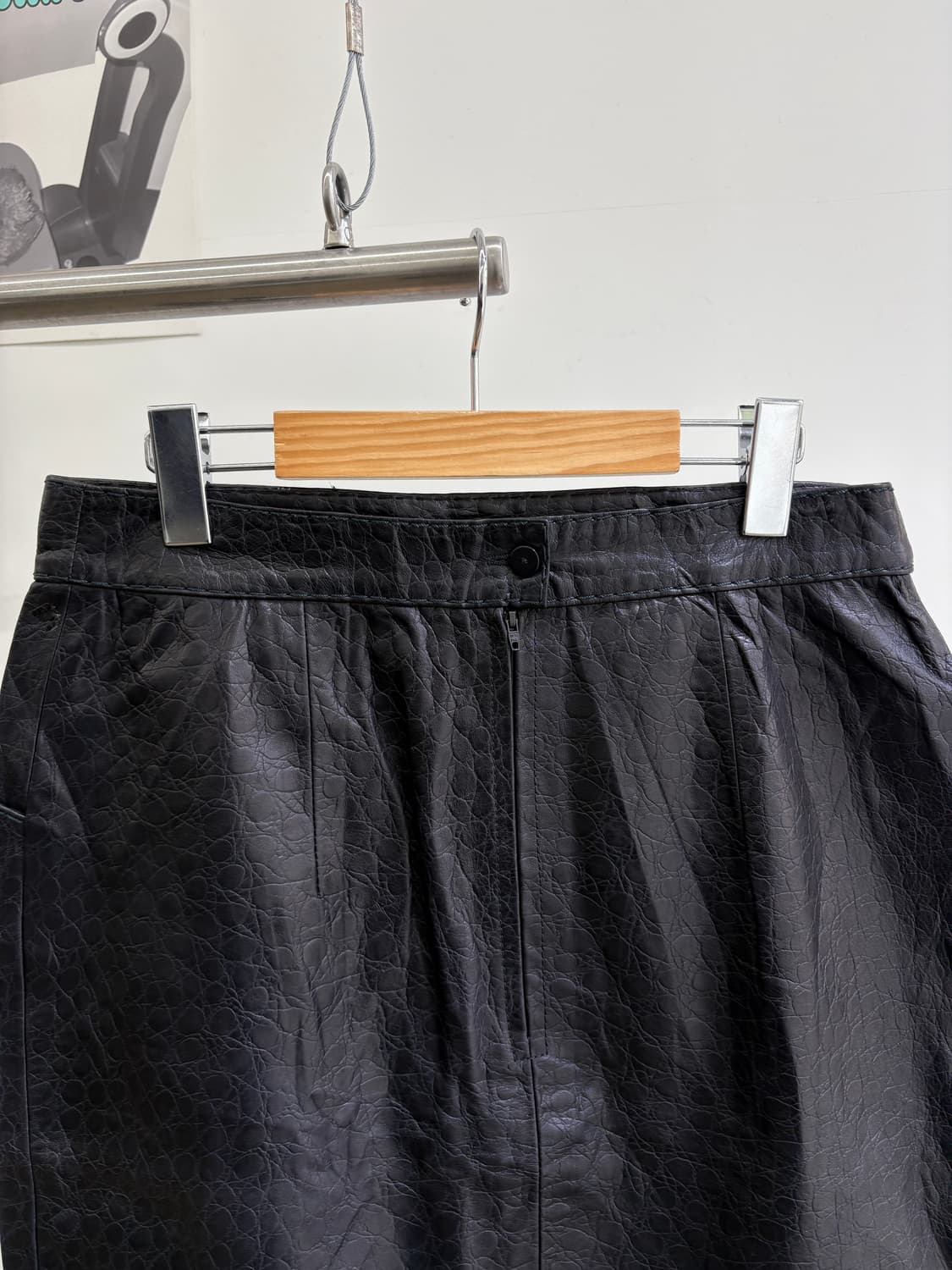 VINTAGE (Made in France) 레더스커트 상품이미지2