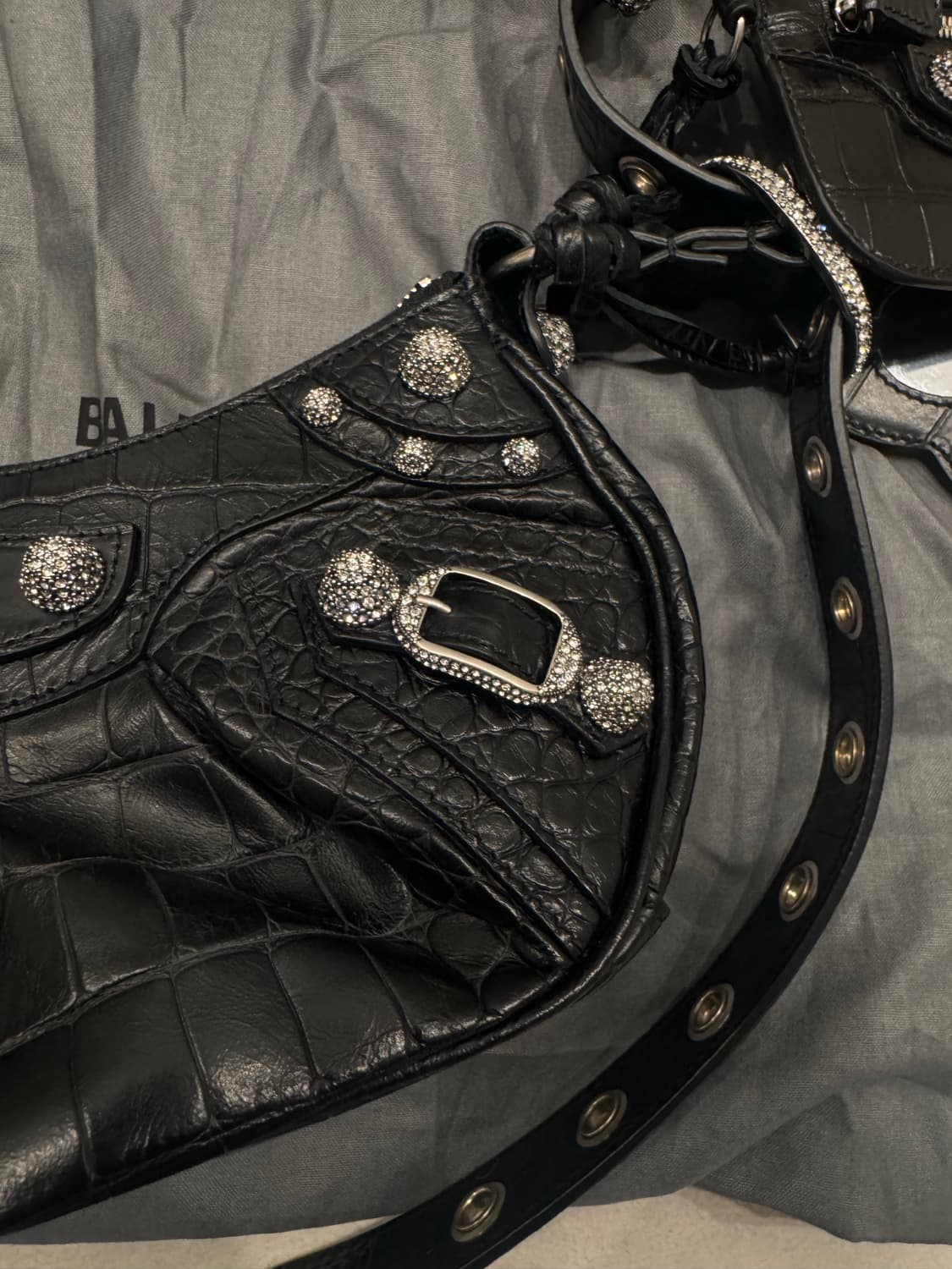 발렌시아가 르카골 XS 크리스탈(라인스톤) 블랙 숄더백 상품이미지2