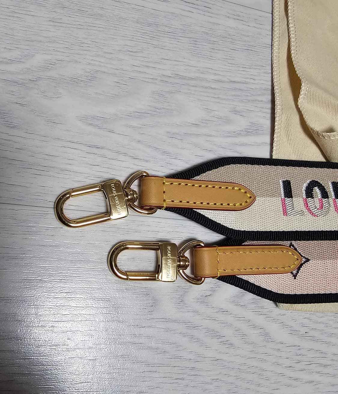 미사용 정품 루이비통 스트랩  상품이미지3