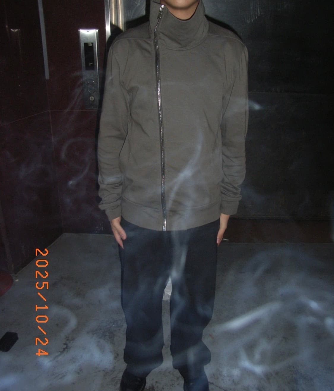 릭오웬스 비대칭 하이넥 지퍼 상품이미지6