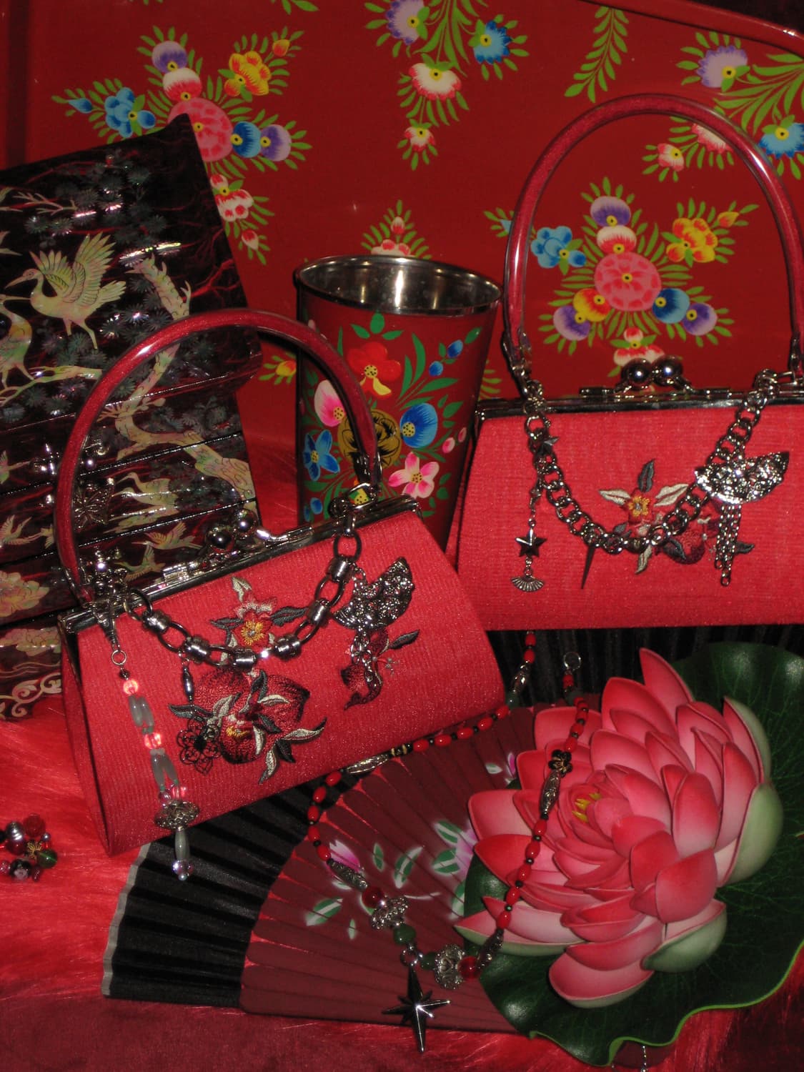 오리엔탈 레드 자수 도트 클러치백 체인메이드 상품이미지8