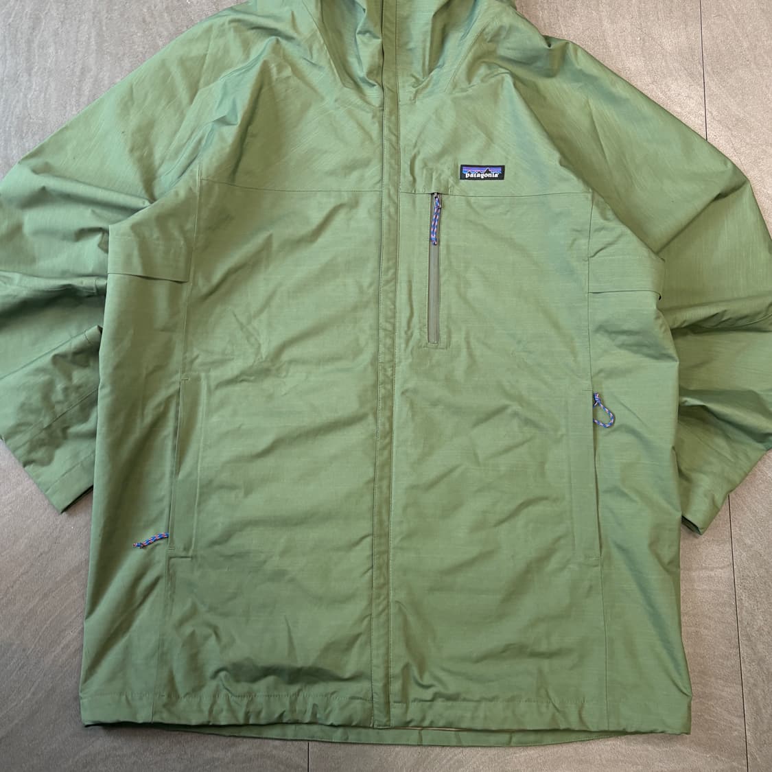 파타고니아 그린 토렌쉘 3l 바람막이 자켓 상품이미지4