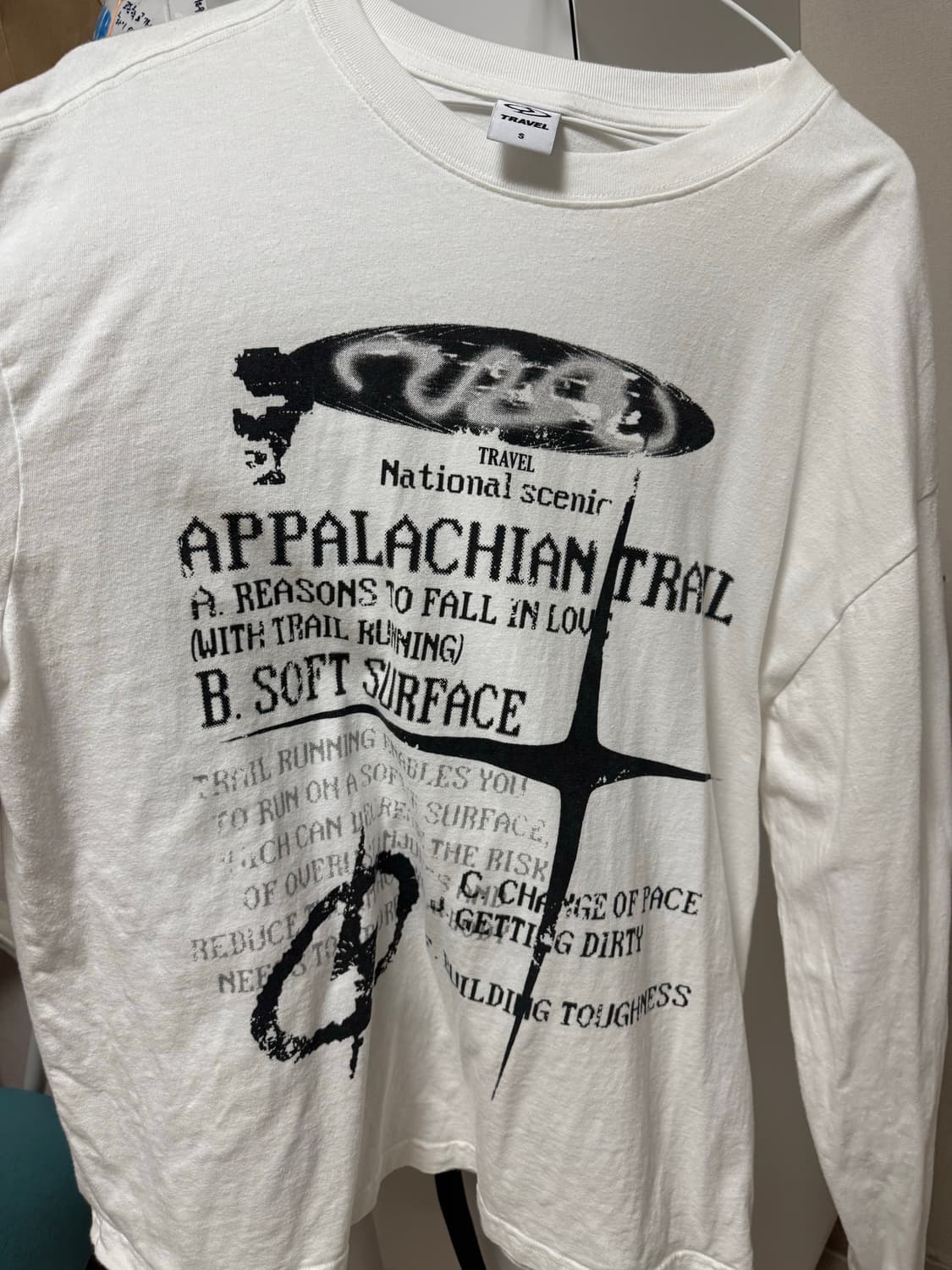 트래블 리즌 트레일 긴팔 티셔츠 크림 S 상품이미지1