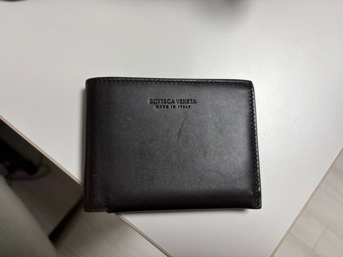정품 보테가베네타 로고 반지갑 상품이미지1