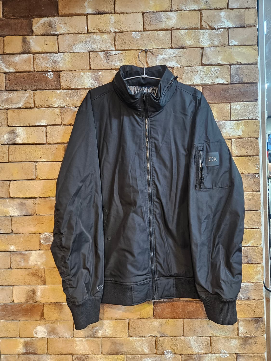 캘빈클라인 블랙 봄버 자켓 상품이미지1