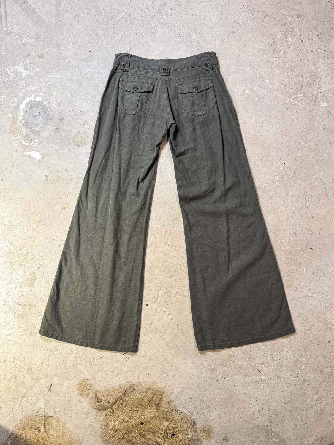 Khaki Zip Cargo flare pants  카키 플레어 카고팬츠 상품이미지6