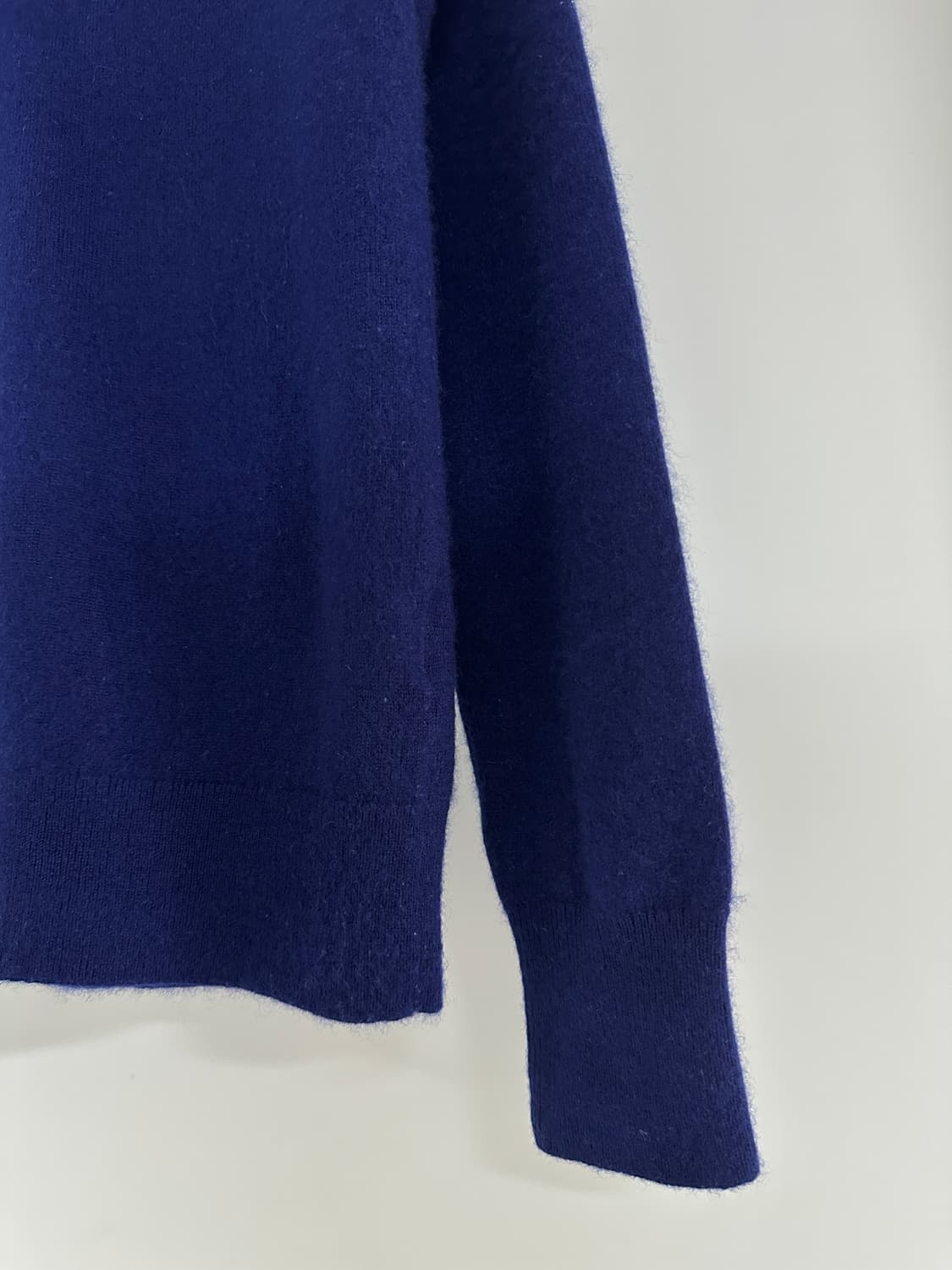 [유니클로] 여성 100% 캐시미어 V넥 니트 상품이미지4