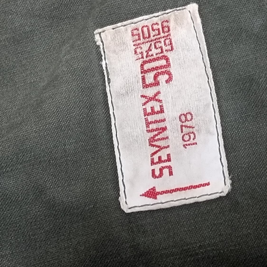 1978년산 캐나다군 빈티지 야상 후드 점퍼 카키(105-110) 상품이미지4