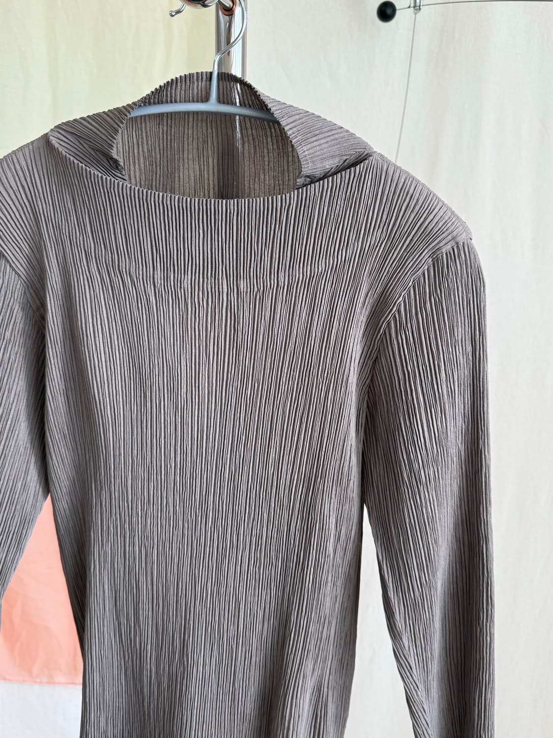 Issey Miyake FETE 플리츠 블라우스 상품이미지4