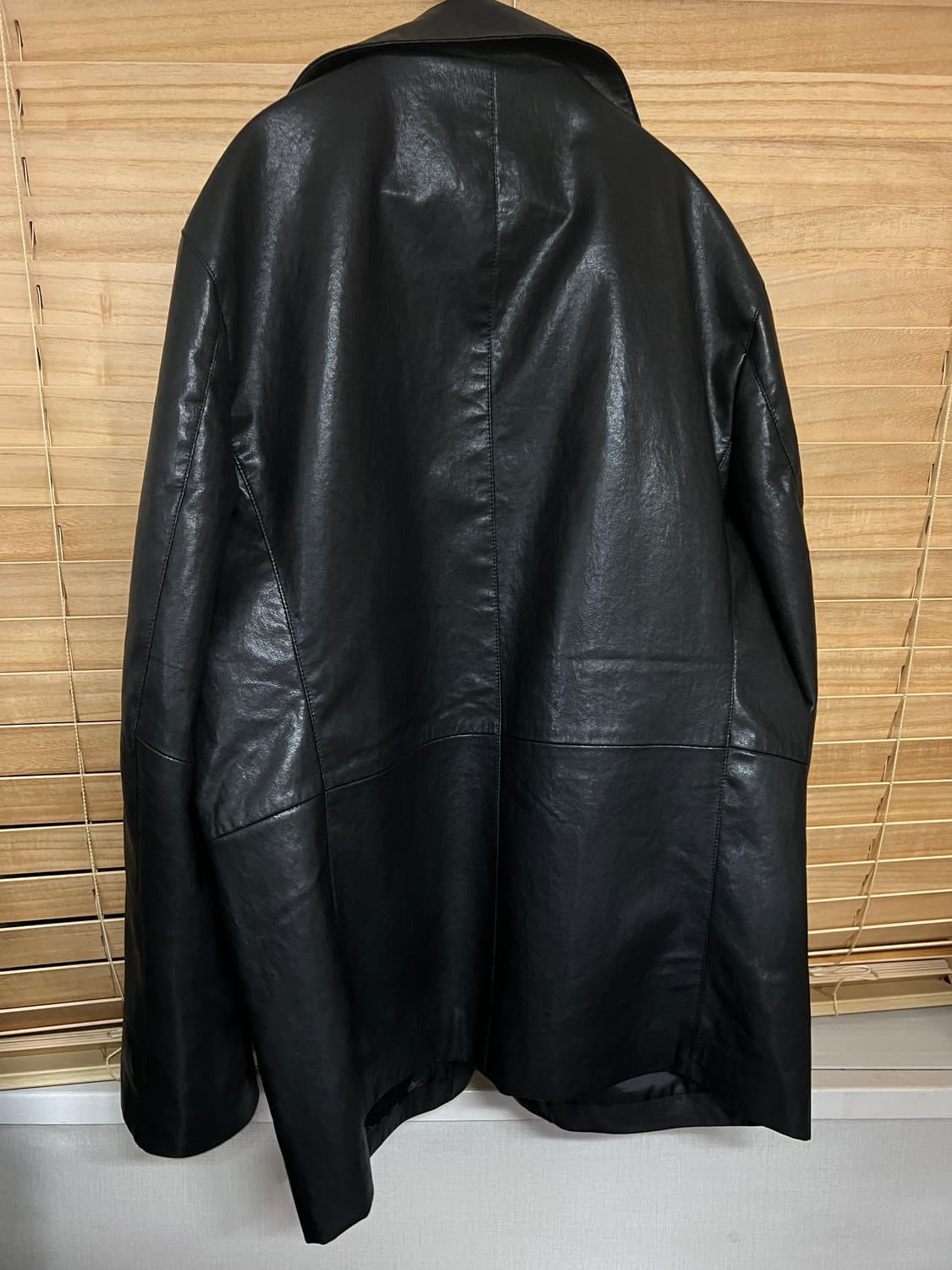 자라 릴랙스핏 페이크 레더 카코트 상품이미지4