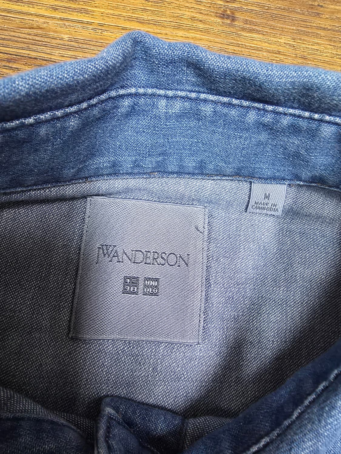 유니클로  jw앤더슨 여성 청남방 상품이미지3