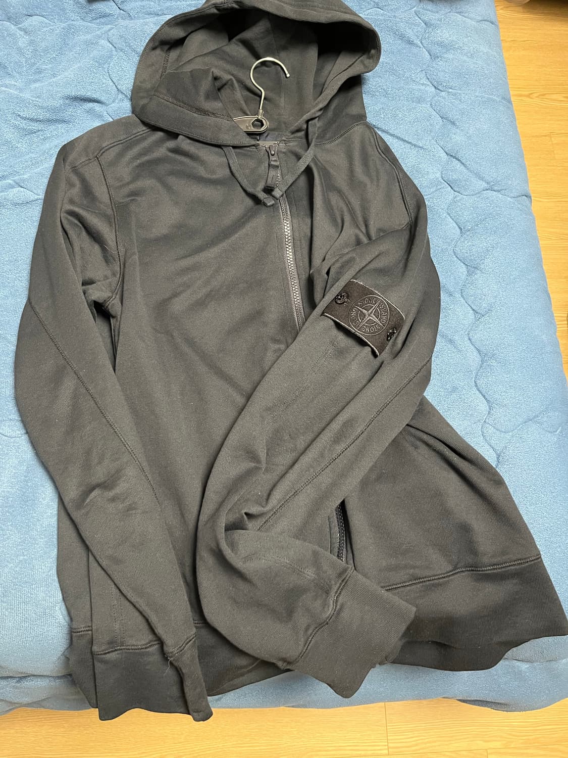 스톤아일랜드 고스트피스 후드집업 상품이미지1