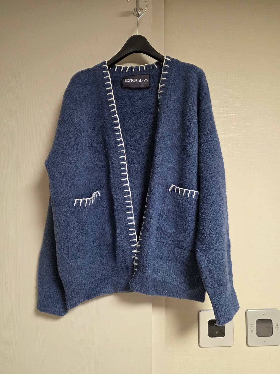 EDITORIAL2.0 캐시미어100 스티치 니트 가디건 팝니다 상품이미지2
