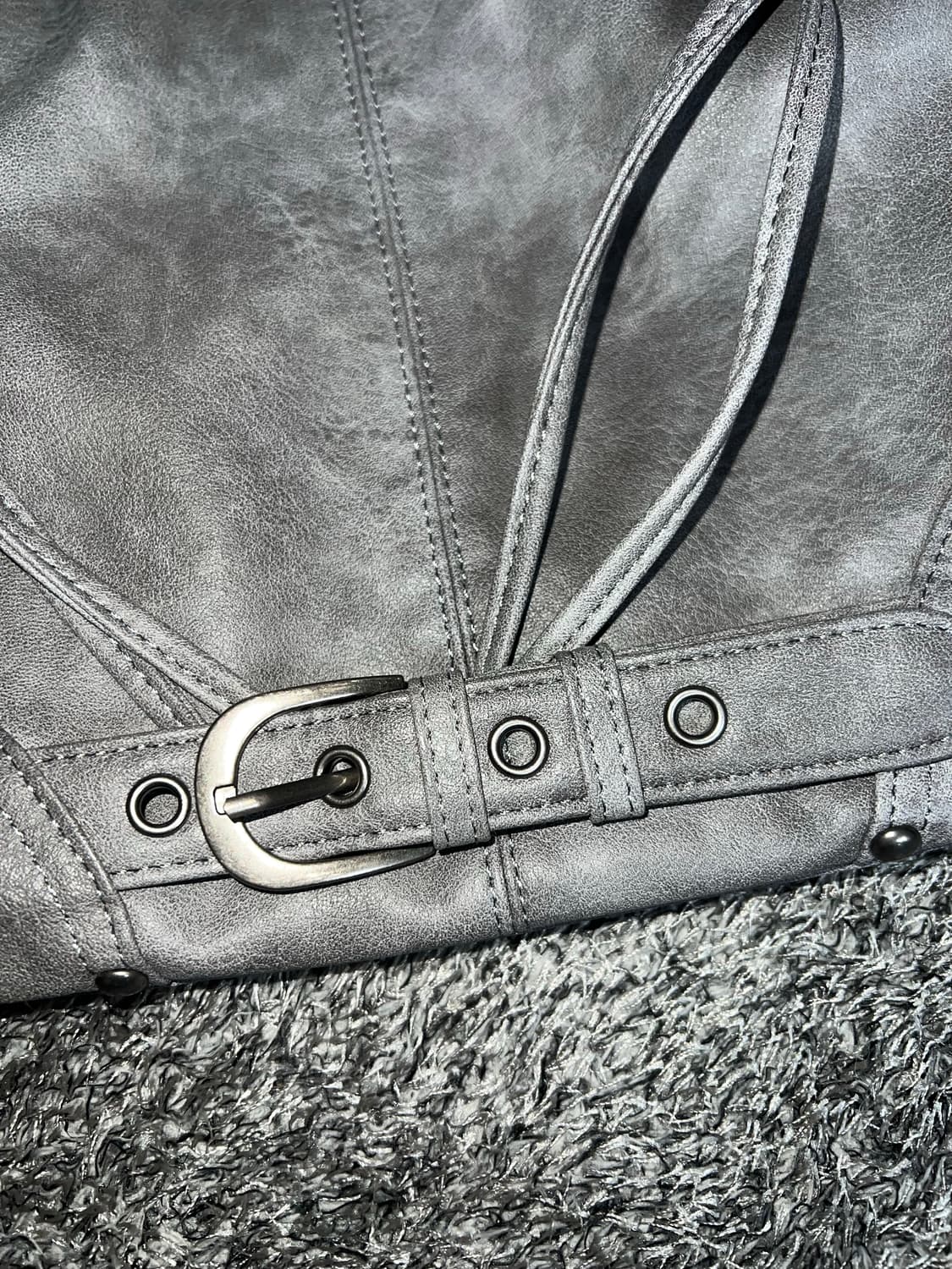 팬시클럽 벨티드 워싱 레더백 가방 상품이미지4