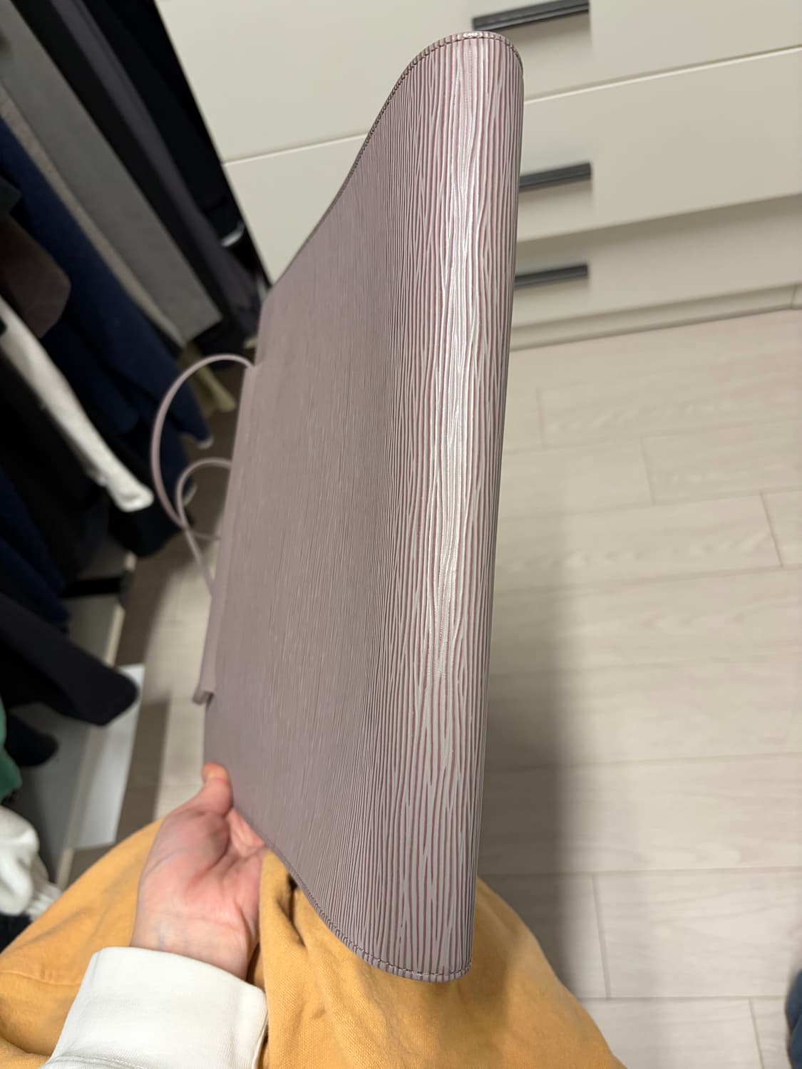 루이비통 에삐 숄더백 상품이미지4