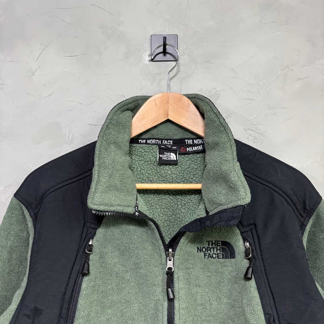 노스페이스 폴라텍 데날리 플리스 자켓 올리브 카키 상품이미지2