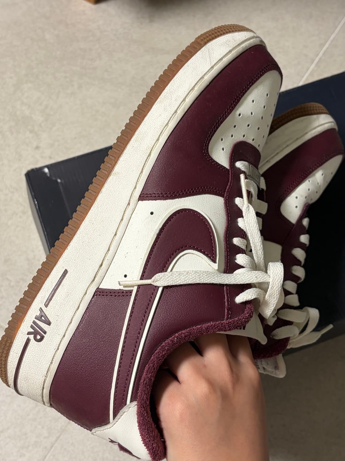 나이키 에어포스 1 '07 LV8 나이트 마룬 상품이미지9