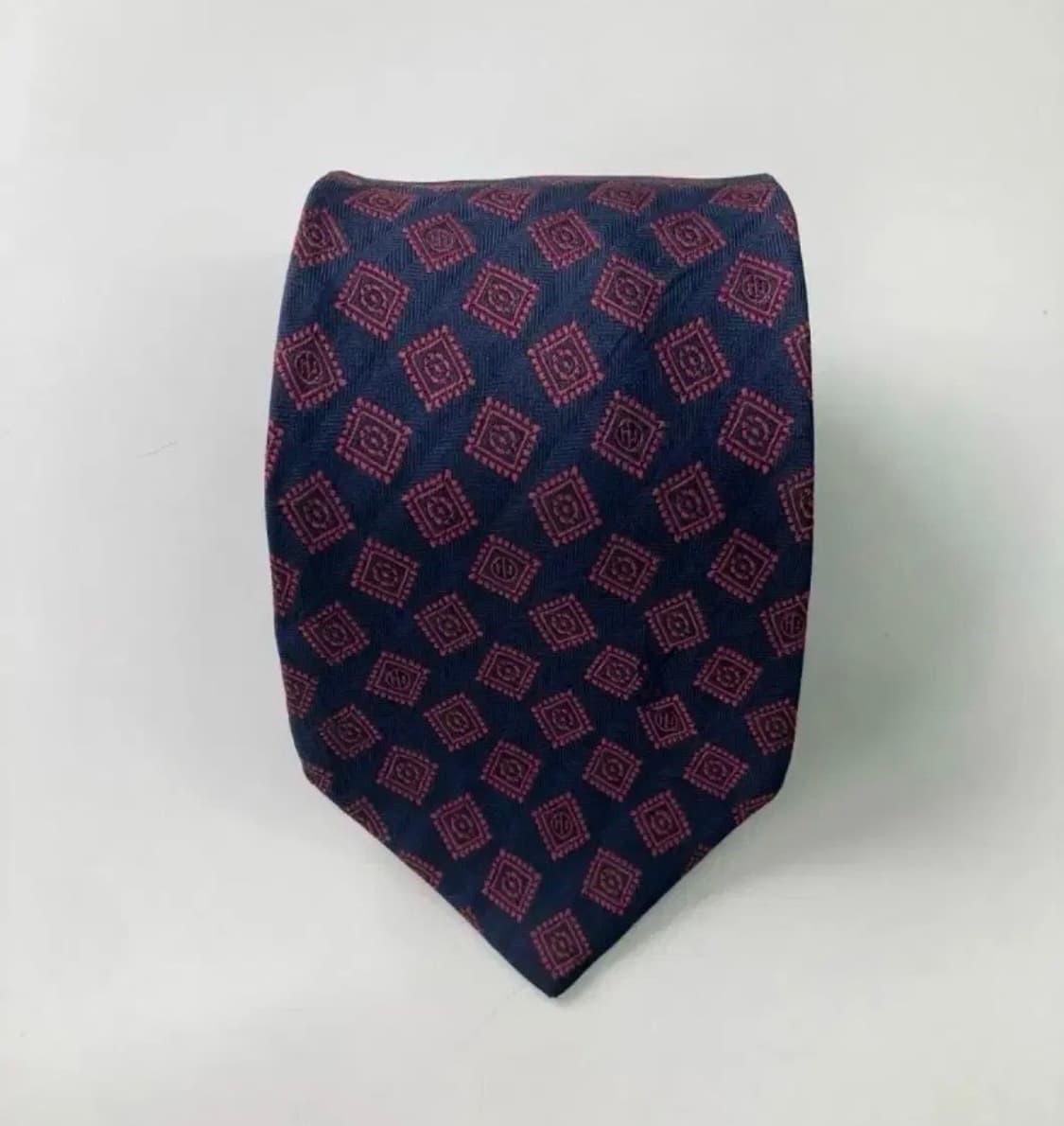입생로랑 넥타이 상품이미지8