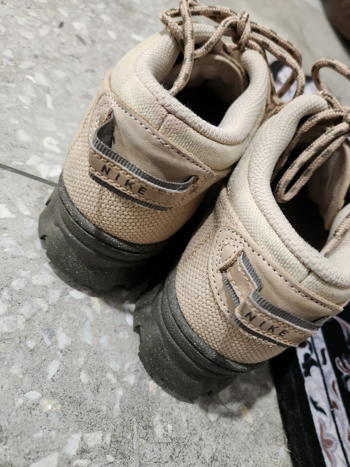 나이키 라하르 트래킹화 (270) 상품이미지6