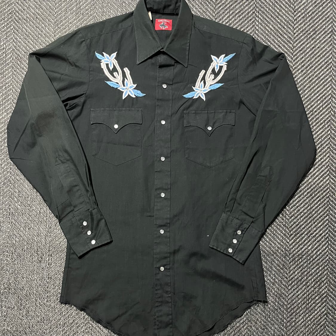 CHUTE 자수 셔츠 상품이미지1