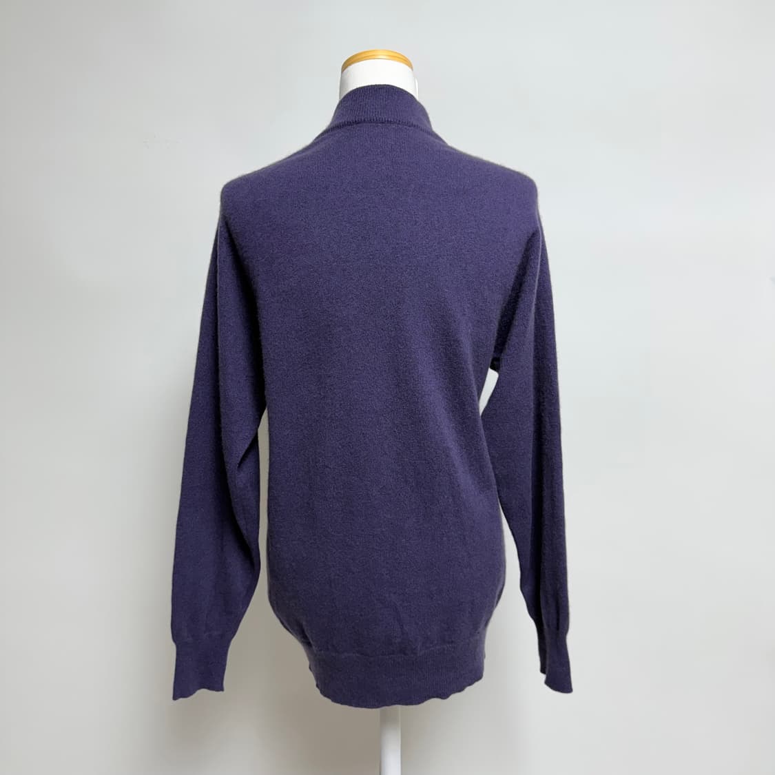 [캐시미어 100%] 딥 바이올렛 하프넥 반폴라 니트 상품이미지3