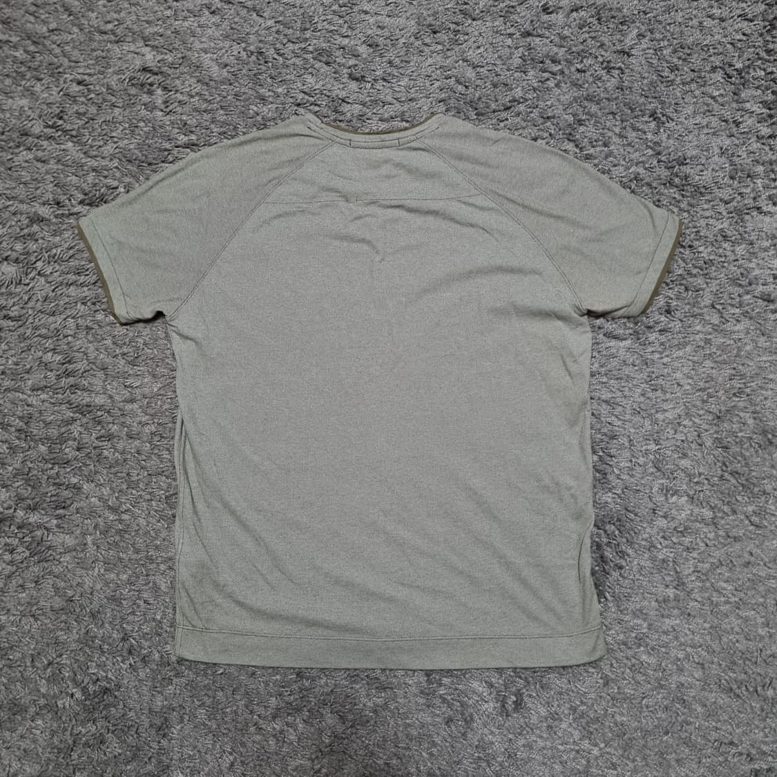 cp컴퍼니 반팔 티셔츠 L 100 made in Itary 이태리산 상품이미지2