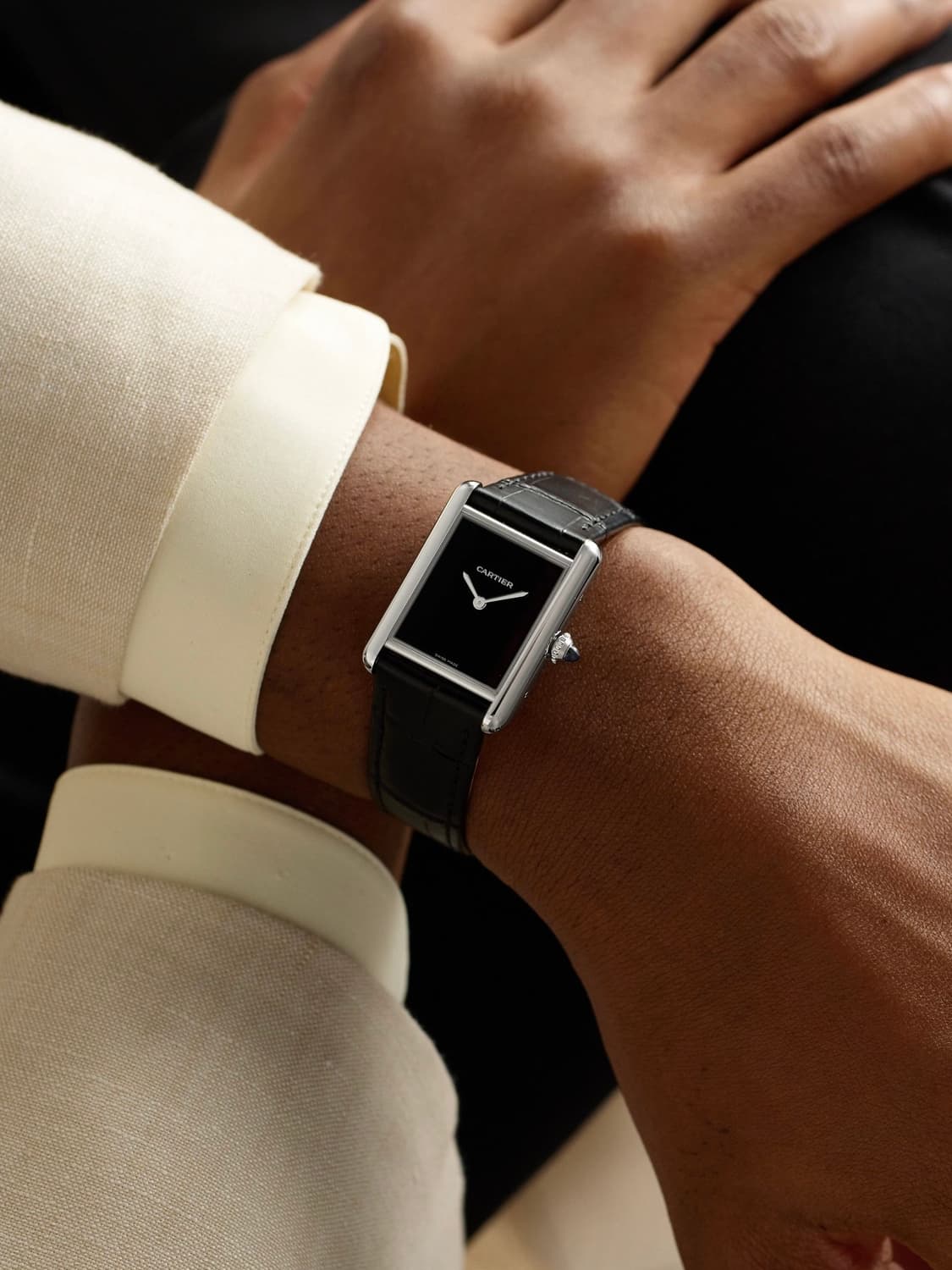 [L] 까르띠에 탱크 머스트 블랙 래커 다이얼 가죽 스트랩 상품이미지1