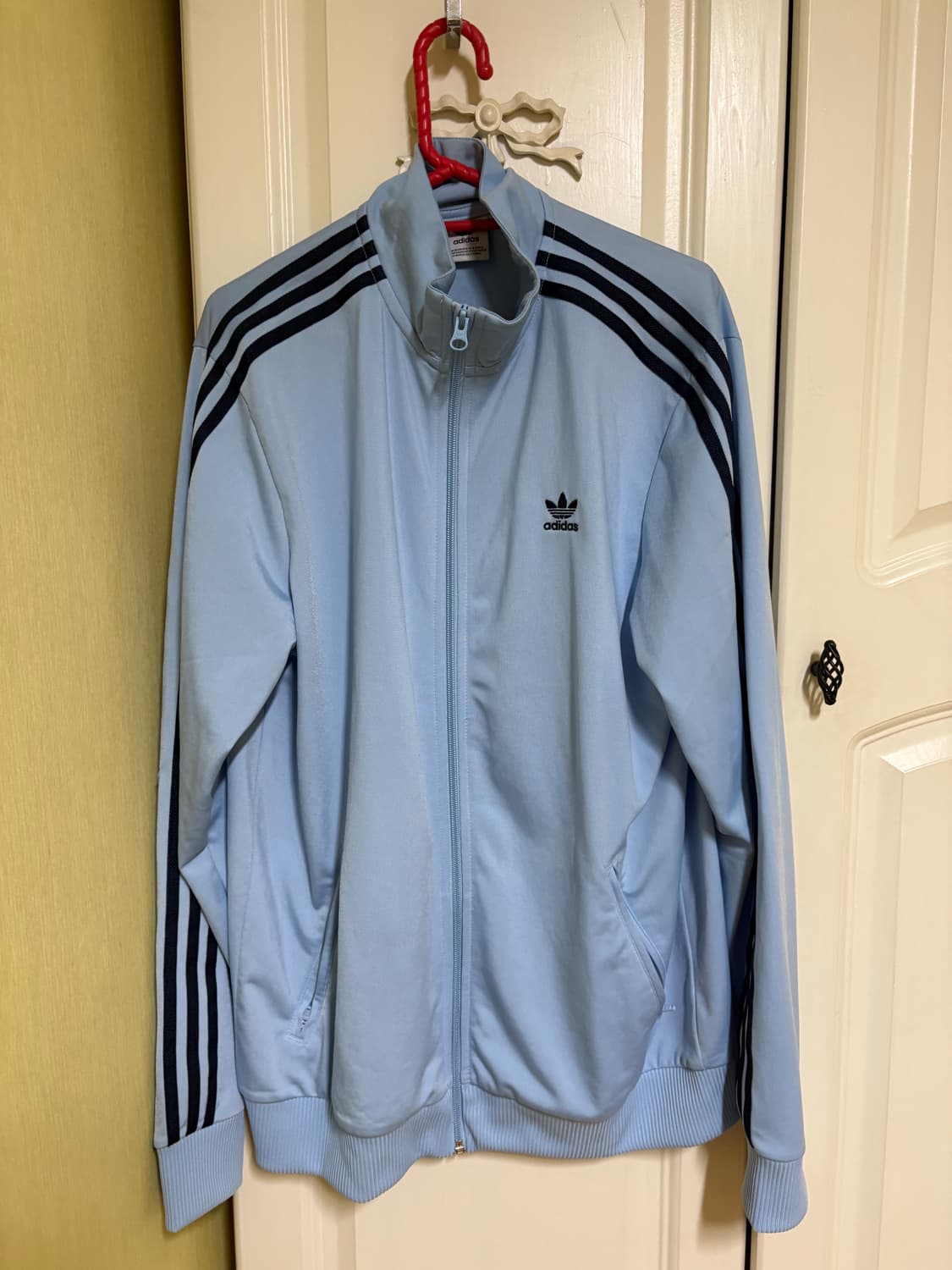 하늘색 아디다스 트레이닝 셋업 상품이미지1