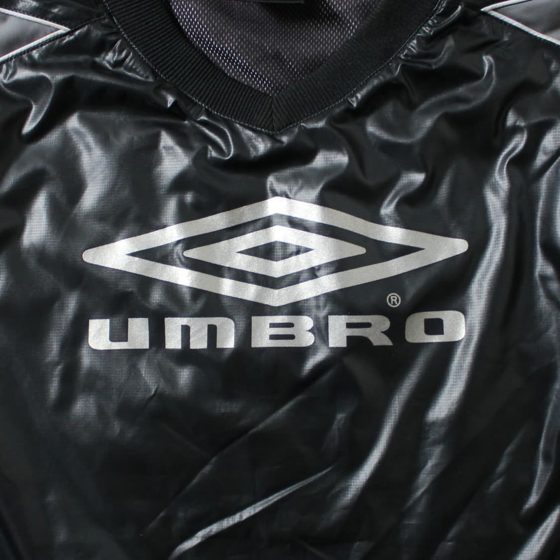 Umbro 엄브로 블랙 트레이닝 웜업 상품이미지3