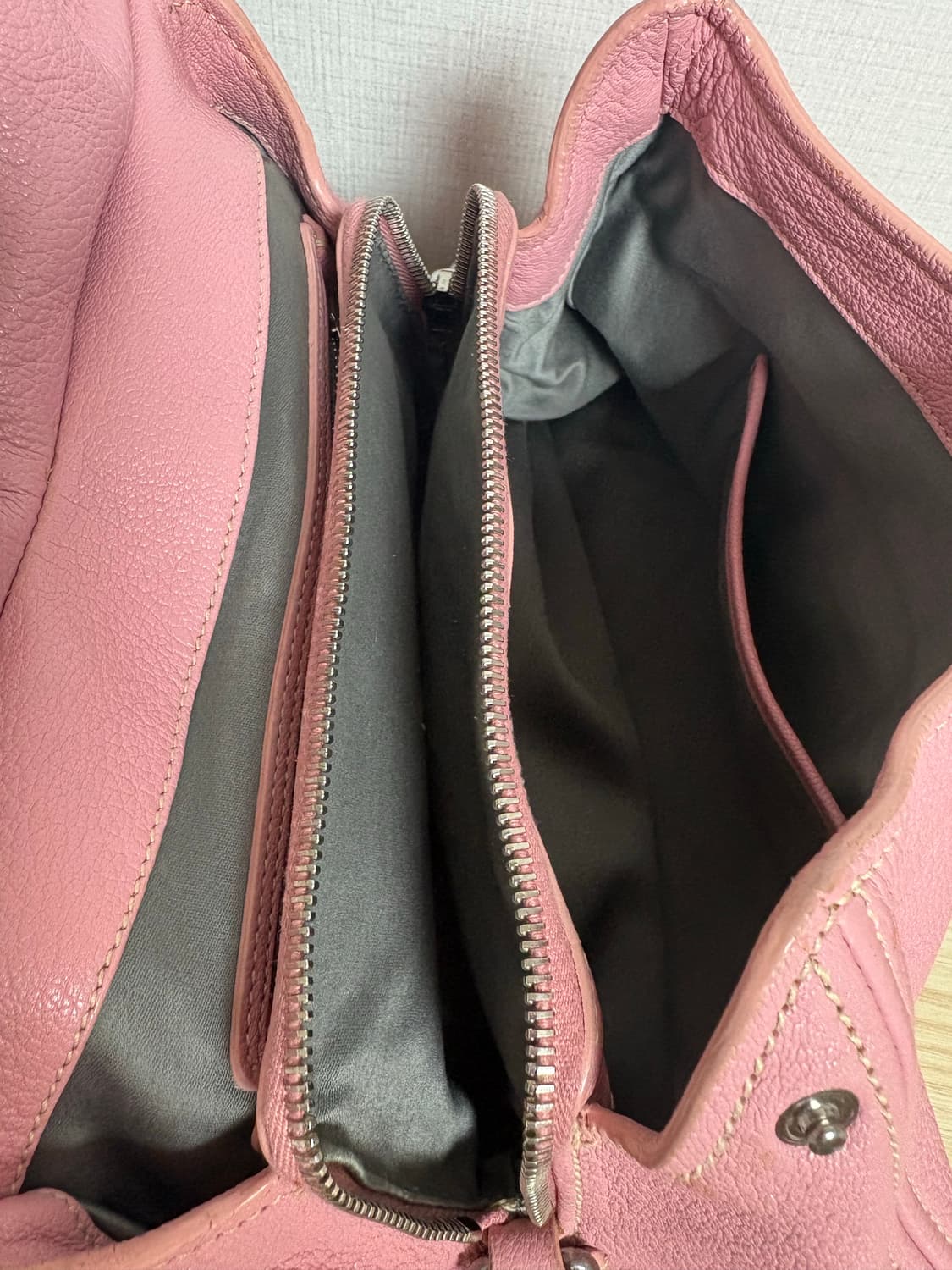 Miu Miu Madras 2WAY Tote & Shoulder Bag 상품이미지5
