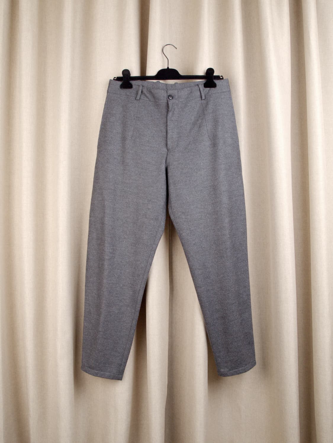 Wool Tapered Fit Pants 상품이미지1