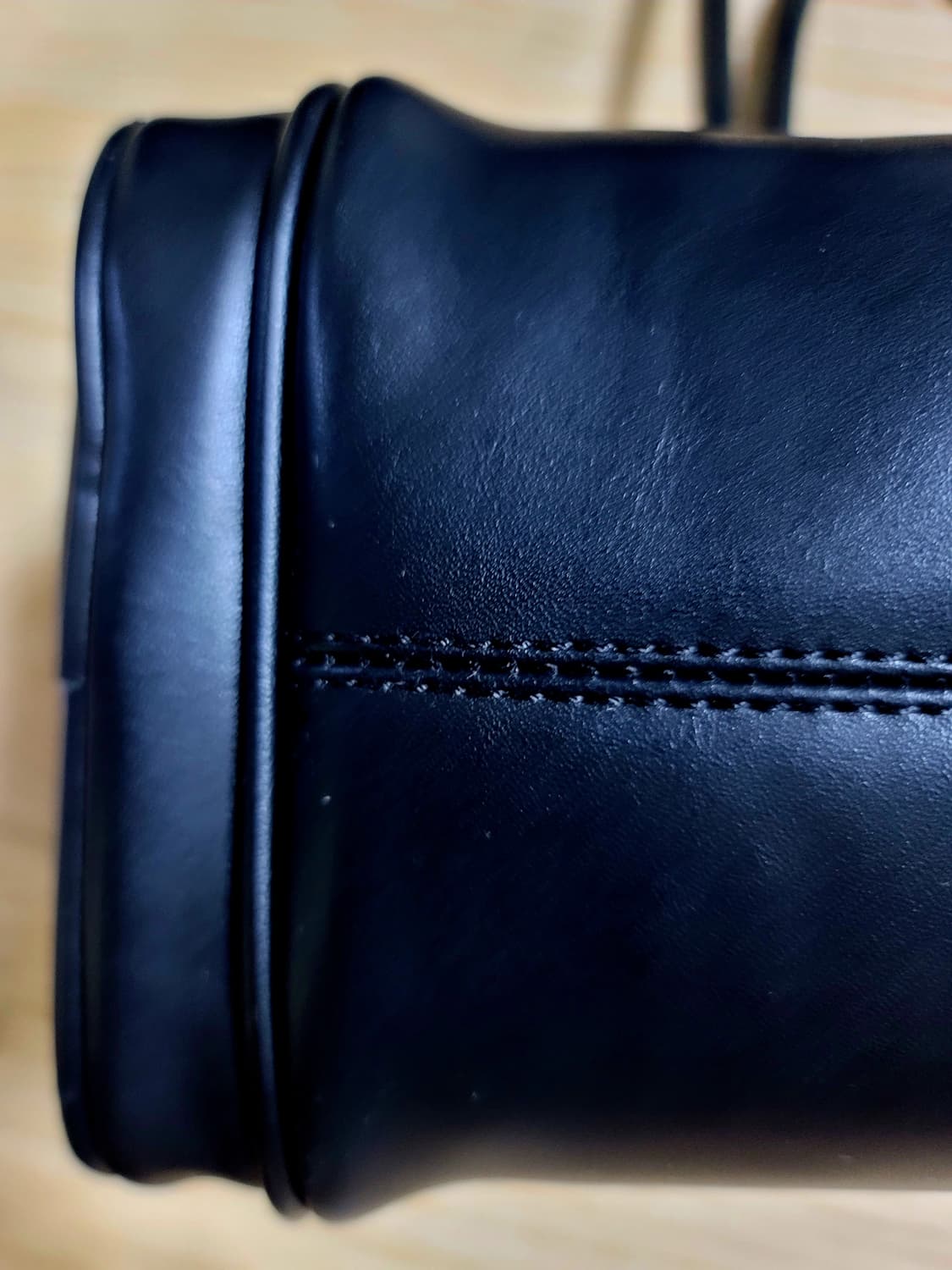 마뗑킴 블랙 보스턴백입니다 상품이미지4