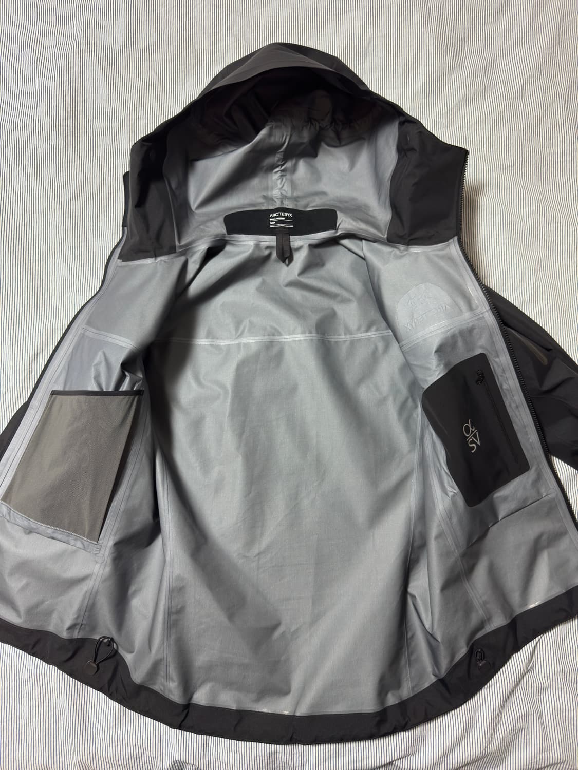 (민트급/25ss) 아크테릭스 알파 SV 자켓 블랙 S 상품이미지9