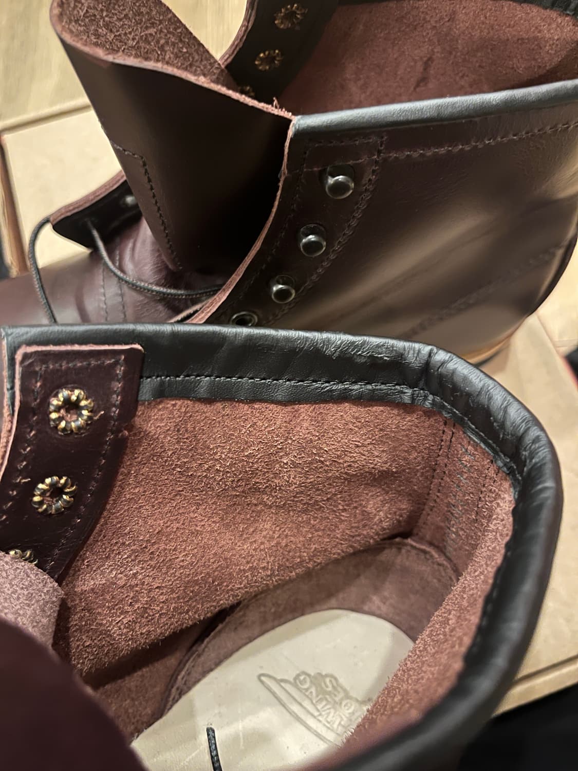 레드윙 백맨 블랙체리 8D 상품이미지9