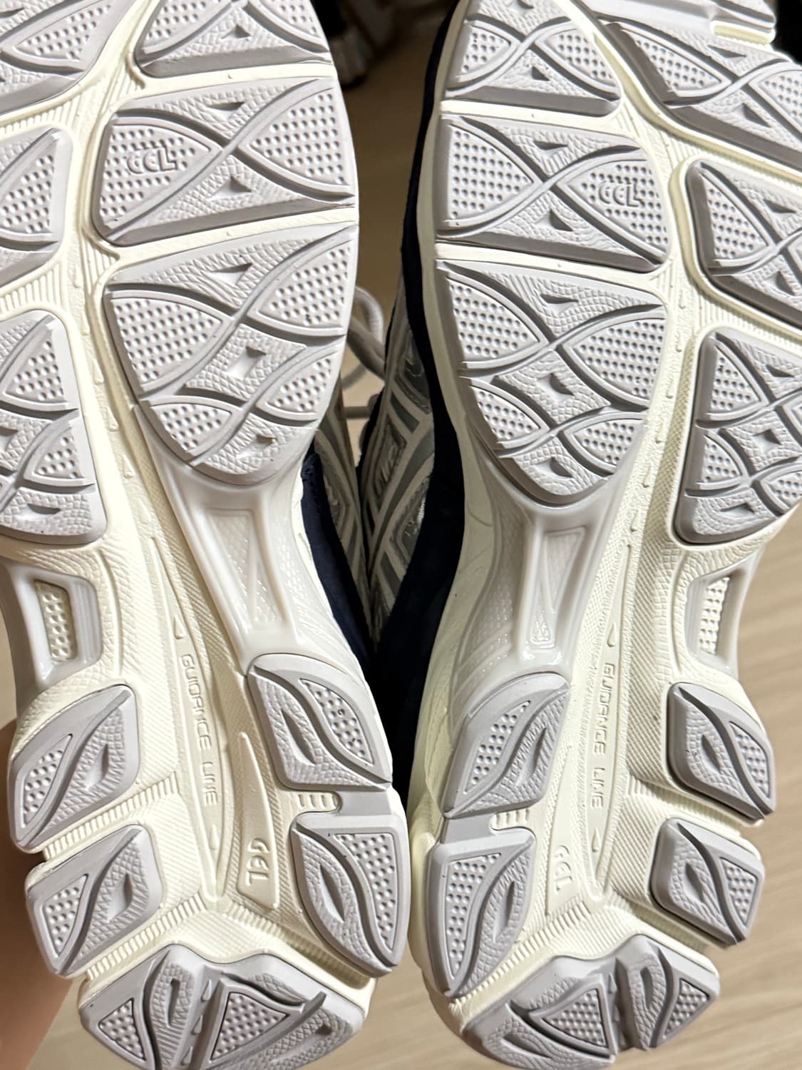 아식스 젤 nyc 상품이미지4