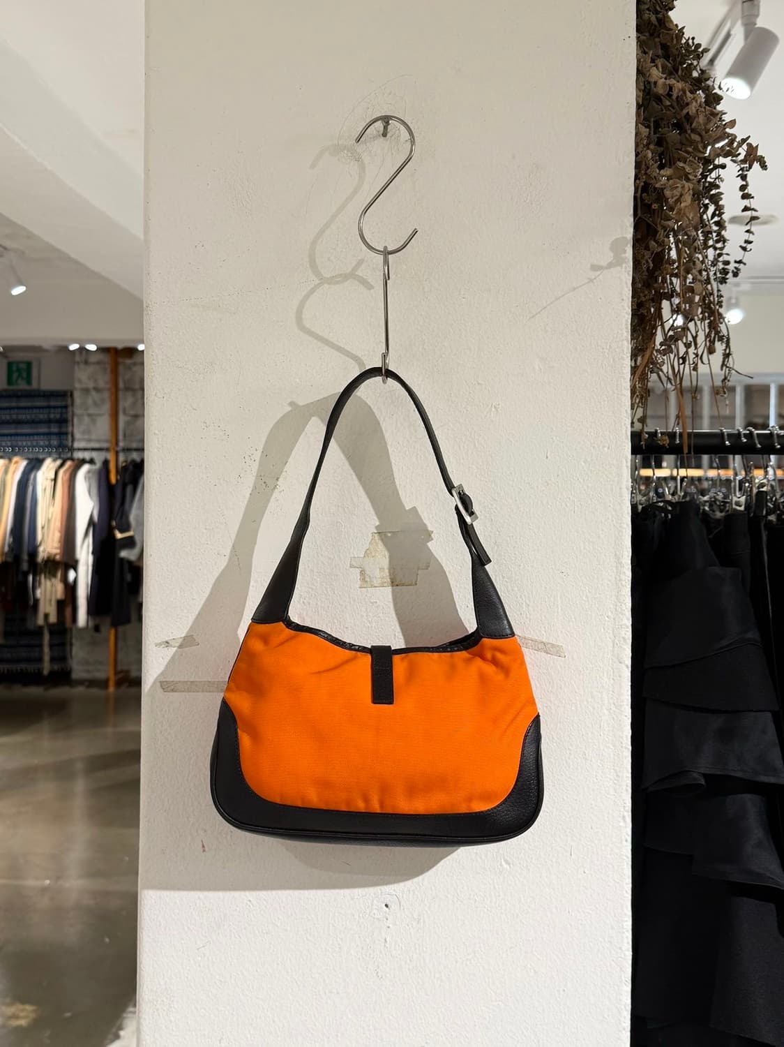 구찌 오렌지 재키 나일론 레더 호보백 상품이미지5