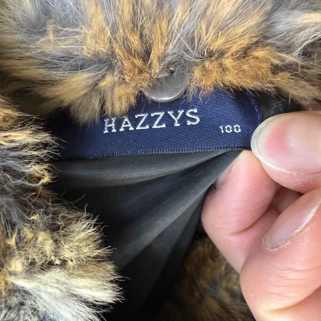 100 헤지스 니트 가디건 0331T 상품이미지3