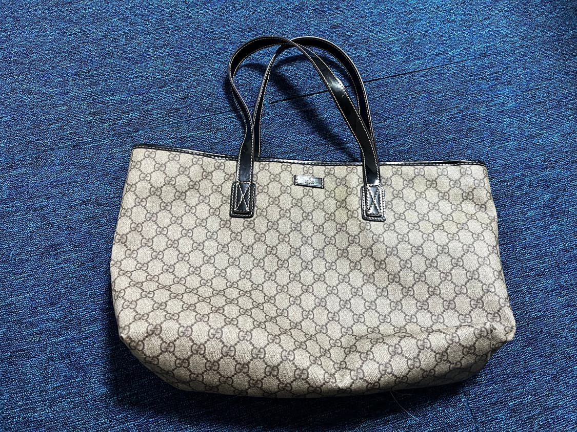 구찌 GG 수프림 쇼퍼백 상품이미지1