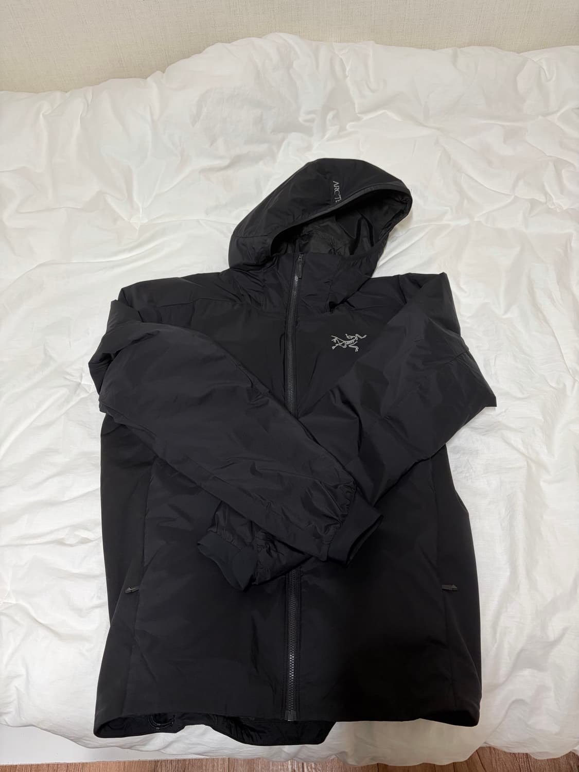 아크테릭스 아톰 후디 블랙 M사이즈 상품이미지1