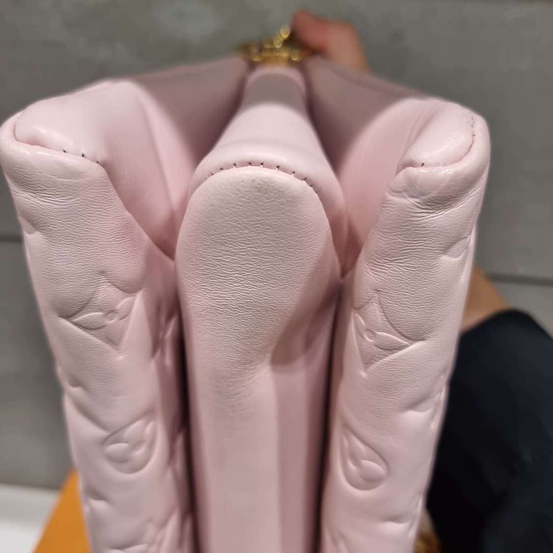 검수가능 루이비통 쿠상 PM 핑크 상품이미지5