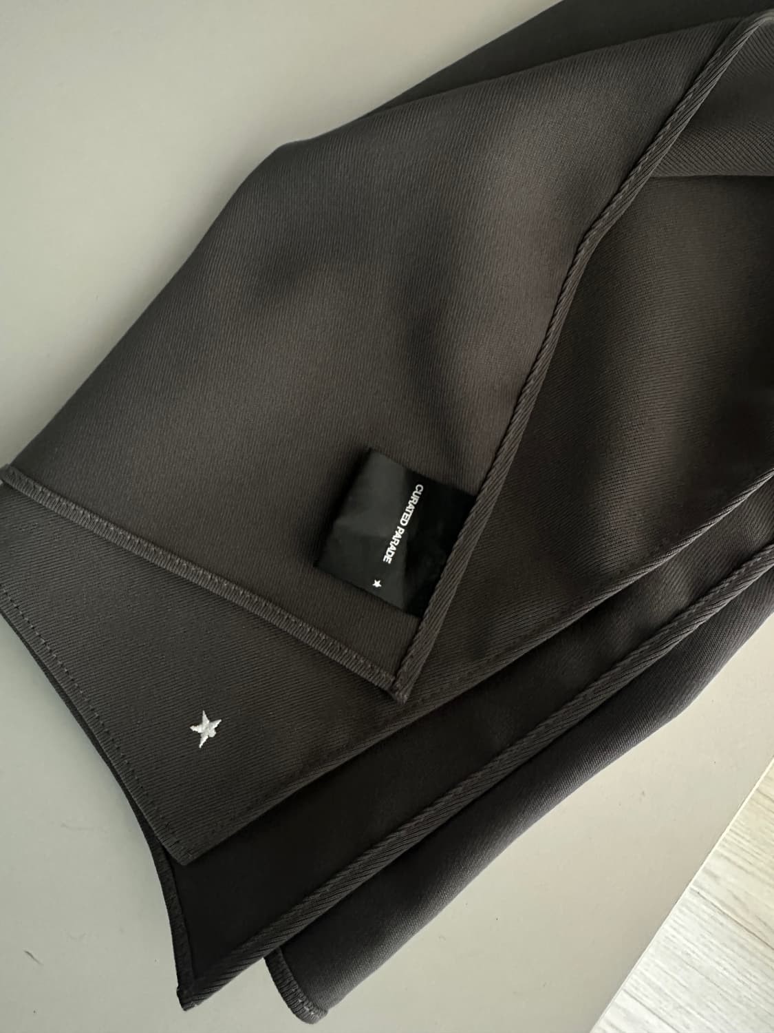 큐레이티드 퍼레이드 스카프 상품이미지3