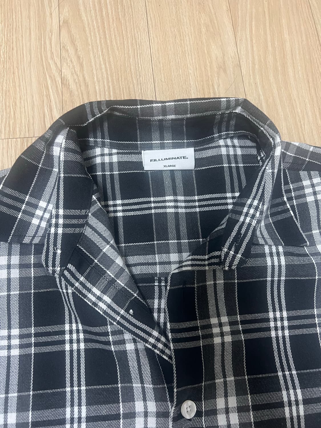 필루미네이트 오버핏 검흰 체크 셔츠 상품이미지5