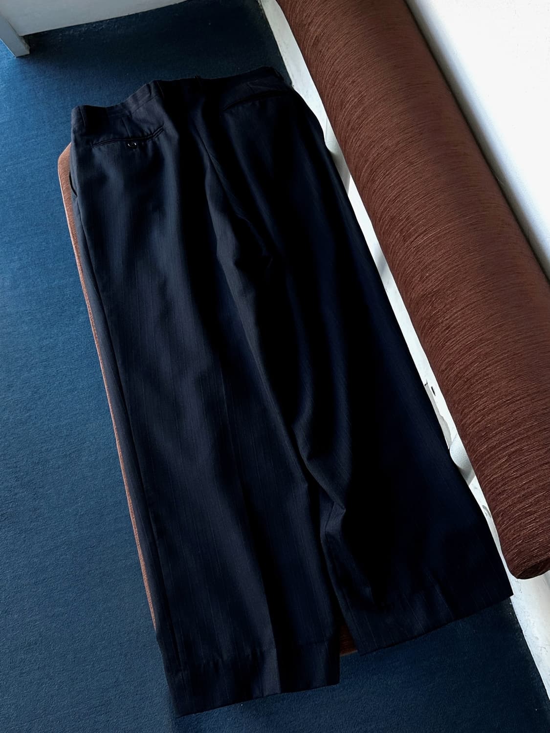 Design stripe 2 pleats wide trouser 상품이미지5