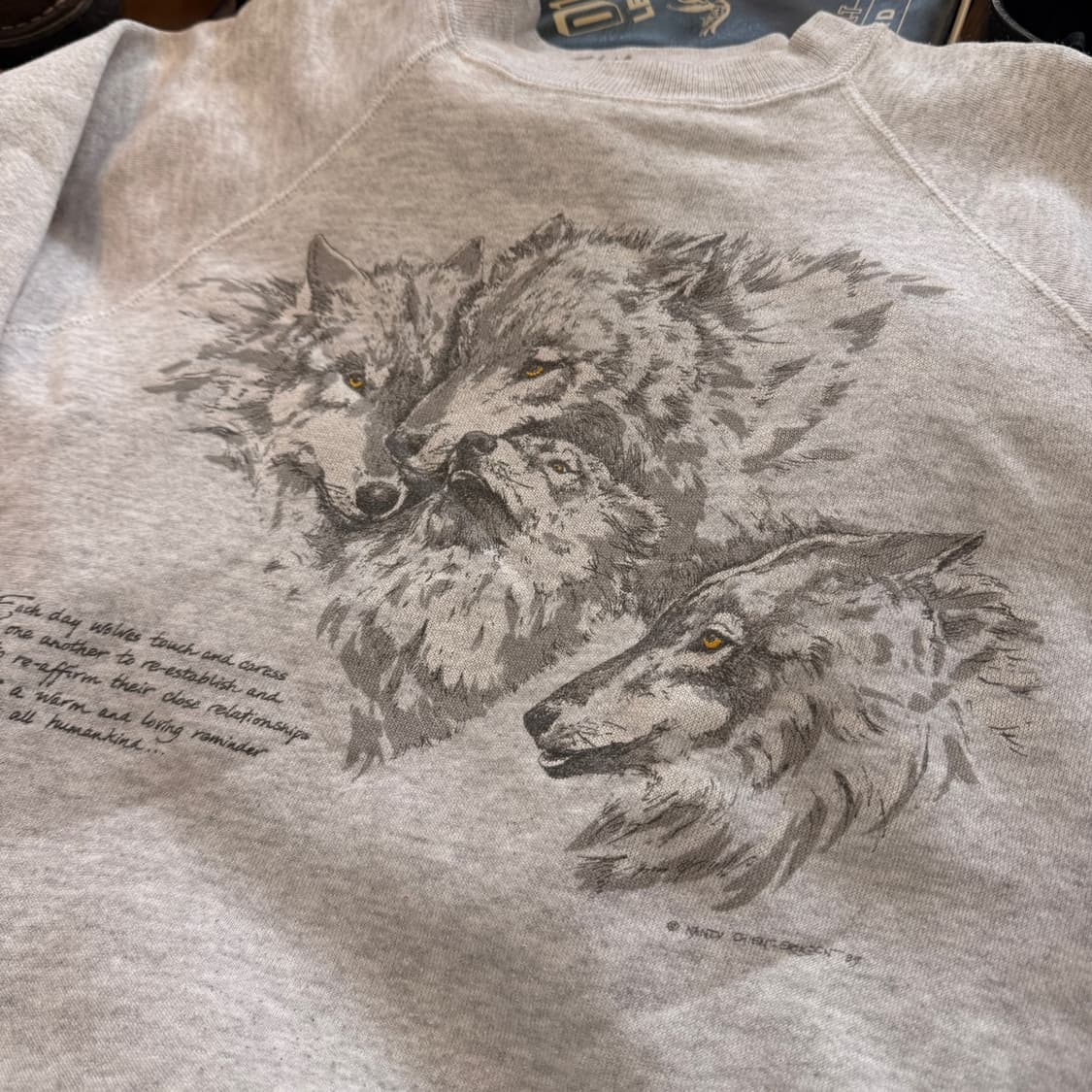 1989 늑대 동물 그래픽 스웻셔츠 상품이미지3