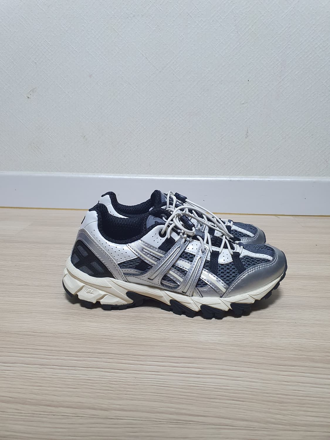 아식스 젤 소노마 15-50 스틸 그레이 235 상품이미지1