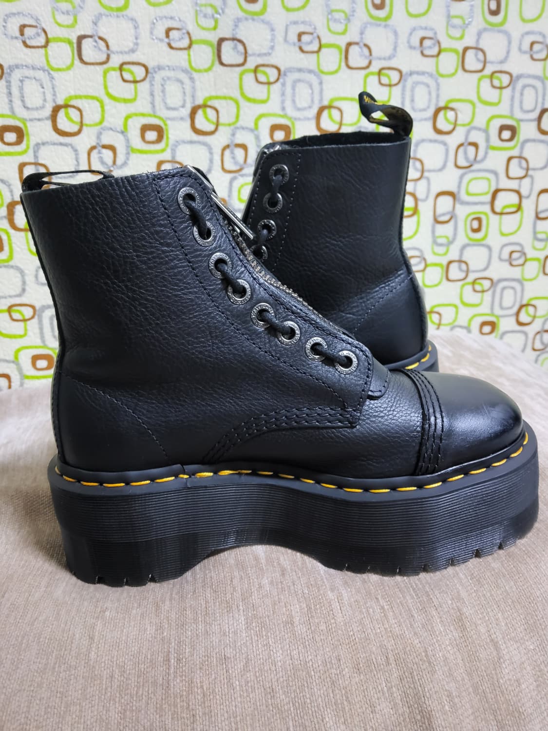 닥터마틴 8홀 싱클레어 맥스240 부츠 상품이미지7