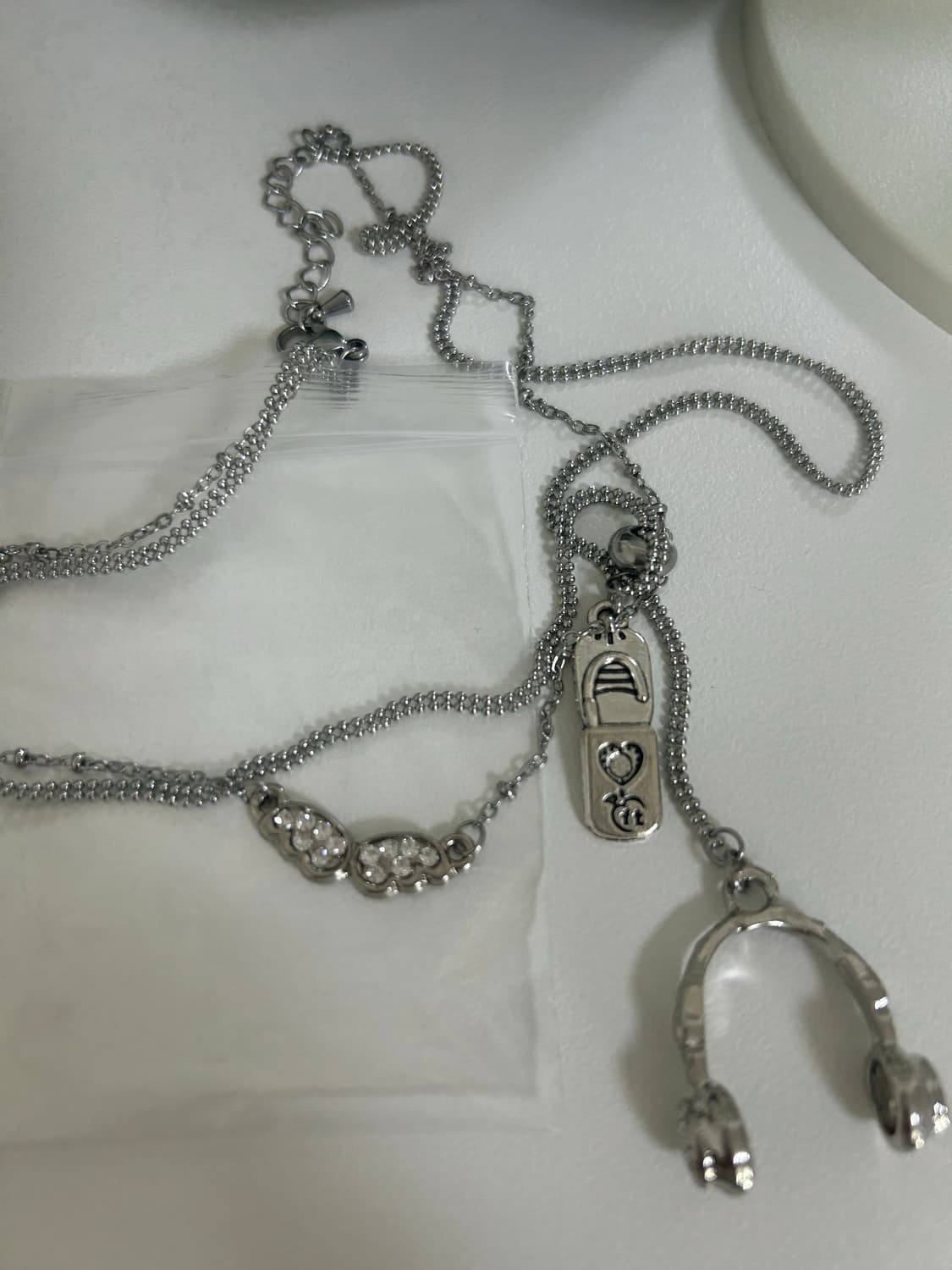 러브이즈트루 헤드셋 네크리스 목걸이 상품이미지2