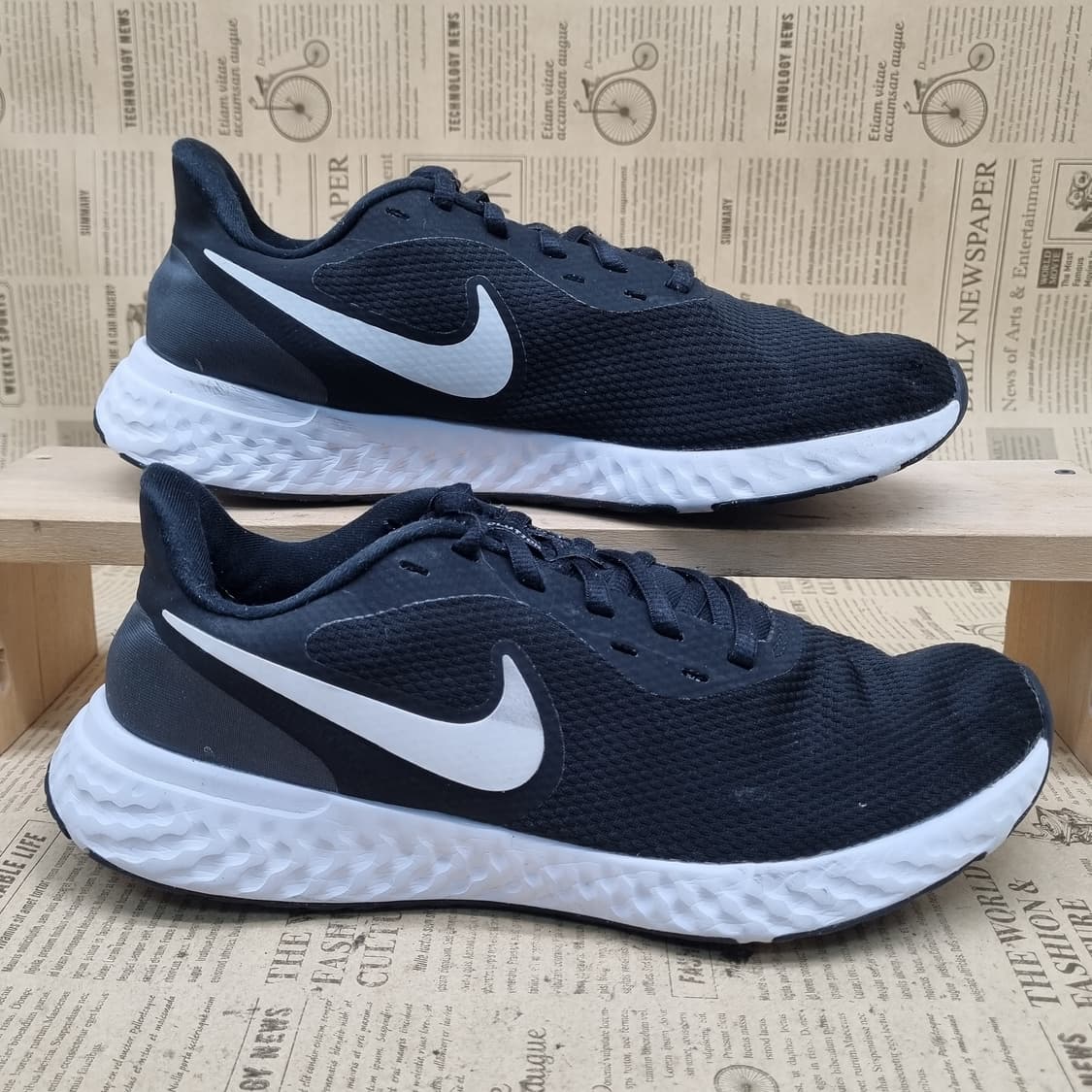 나이키 레볼루션5 남성운동화265 상품이미지1