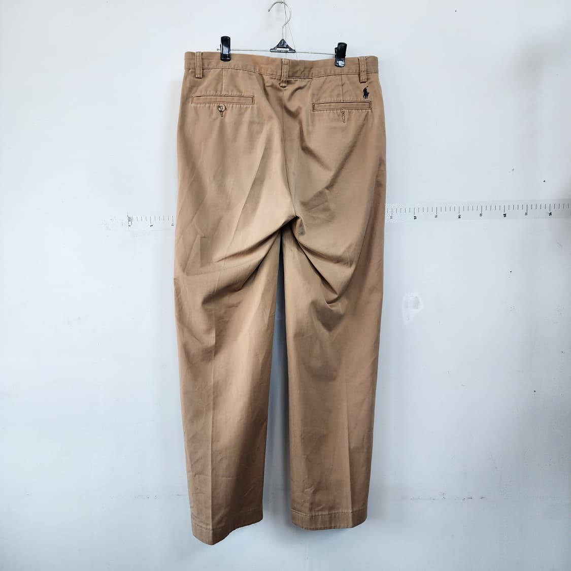 폴로 베이지색 주름 면바지 상품이미지4